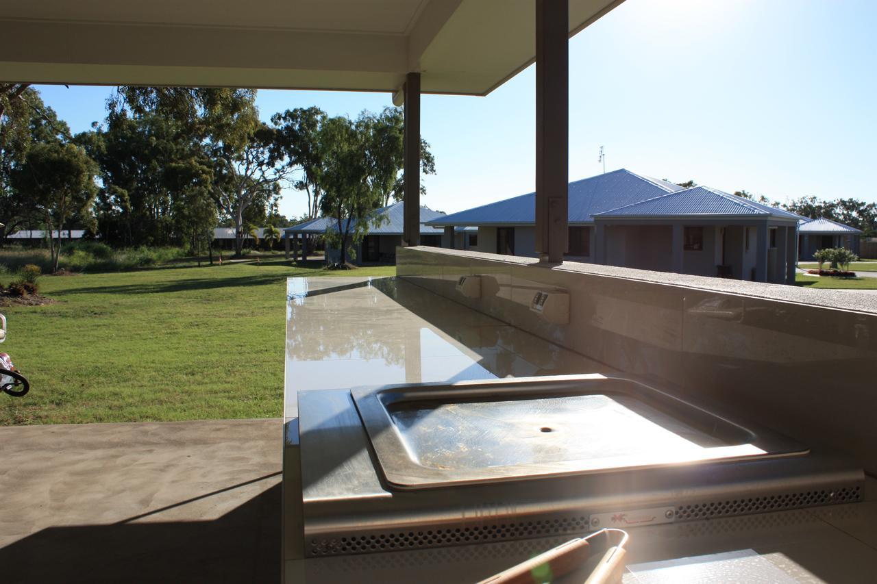 Casa Nostra Motel Rockhampton Zewnętrze zdjęcie